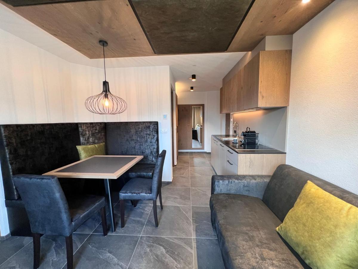Adlhof Apartments Brunico Dış mekan fotoğraf