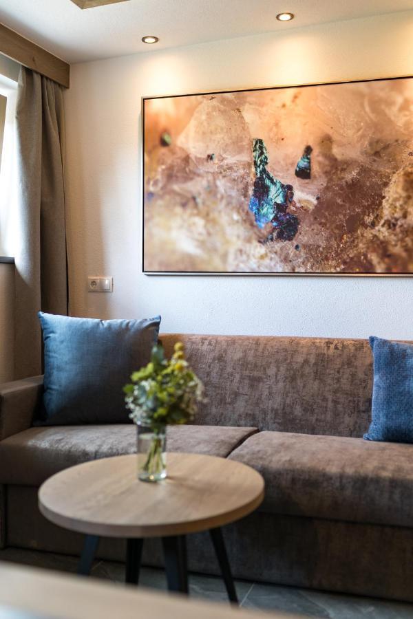 Adlhof Apartments Brunico Dış mekan fotoğraf