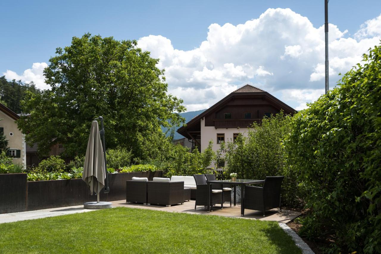 Adlhof Apartments Brunico Dış mekan fotoğraf